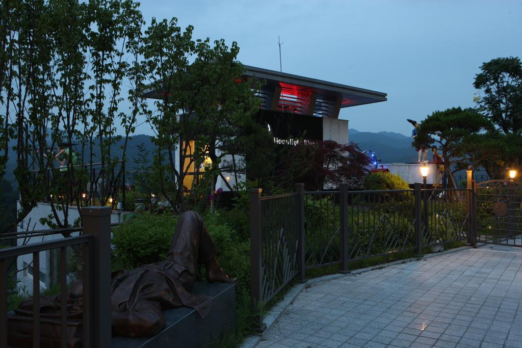 Moonlight Blue Pension Gapyeong Buitenkant foto